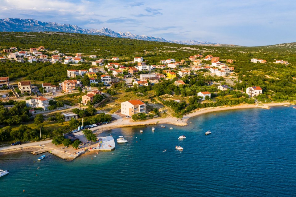 Plaža Male Vrulje – Maslenica